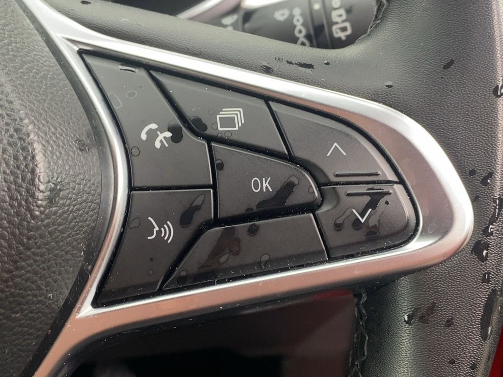 USED 2022 72 RENAULT CAPTUR 1.0 TCe evolution SUV 5dr Petrol Manual Euro 6 (s/s) (90 ps) *FLAME RED/BLACK ROOF+ANDROID AUTO*