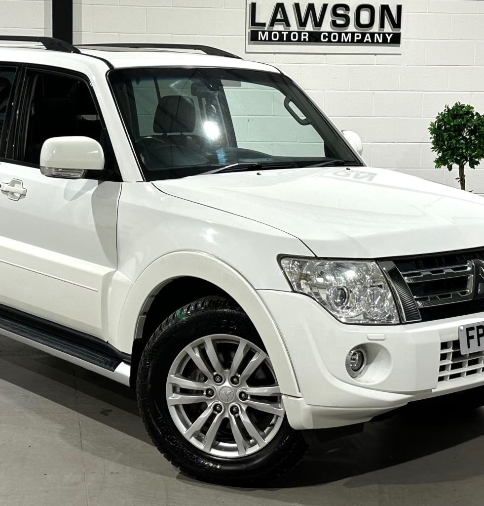 USED 2012 62 MITSUBISHI SHOGUN 3.2 DI-DC SG3 SUV 5dr Diesel Auto 4WD Euro 5 LWB (197 ps) 