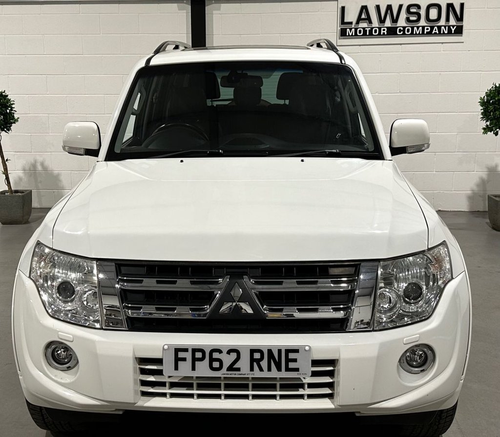 USED 2012 62 MITSUBISHI SHOGUN 3.2 DI-DC SG3 SUV 5dr Diesel Auto 4WD Euro 5 LWB (197 ps) 