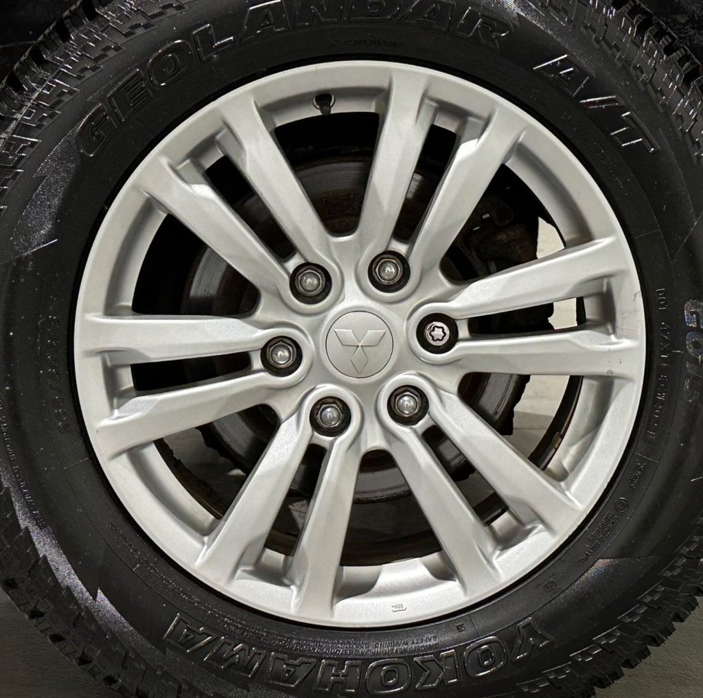 USED 2012 62 MITSUBISHI SHOGUN 3.2 DI-DC SG3 SUV 5dr Diesel Auto 4WD Euro 5 LWB (197 ps) 