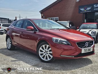 2016 VOLVO V40