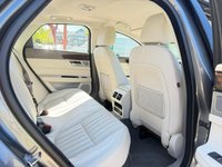 USED 2017 17 JAGUAR XF 2.0d Portfolio Auto Euro 6 (s/s) 4dr MERIDAN R CAM CREAM INTERIOR