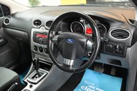USED 2010 10 FORD FOCUS 1.6 Zetec Hatchback 5dr Petrol Automatic (184 g/km, 99 bhp) + MOT TILL MAY 27 + RECENT SERICE+