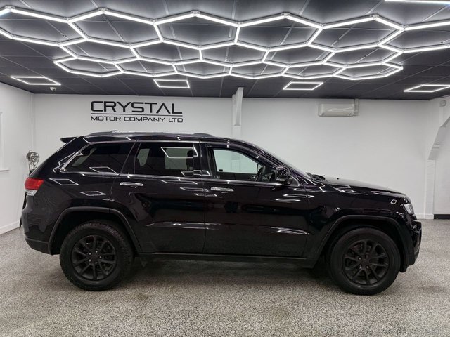 View our JEEP GRAND CHEROKEE