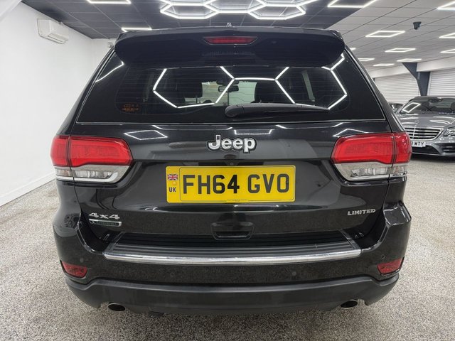 View our JEEP GRAND CHEROKEE