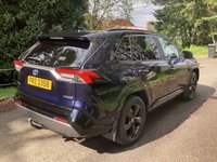 USED 2019 TOYOTA RAV4 2.5 VVT-h Dynamic SUV 5dr Petrol Hybrid CVT Euro 6 (s/s) (218 ps) *FULL SERVICE HISTORY* PAN ROOF-HEATED SEATS-REVERSING CAM