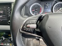 USED 2020 70 SKODA KAROQ 1.5 TSI ACT SE Drive SUV 5dr Petrol DSG Euro 6 (s/s) (150 ps) WIRELESS CARPLAY + NAV + DAB + AUTO + LANE ASSIST + HEATED SEATS