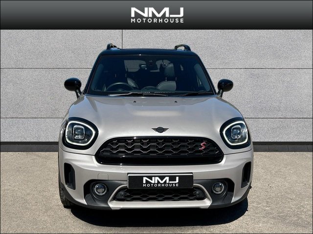 View our MINI COUNTRYMAN
