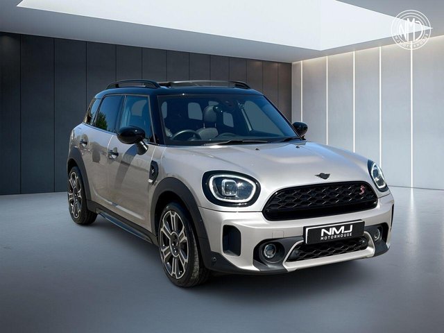 View our MINI COUNTRYMAN