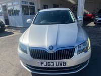 USED 2013 63 SKODA SUPERB 2.0 TDI Elegance Hatchback 5dr Diesel DSG Euro 5 (s/s) (170 ps) 