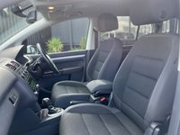 USED 2015 15 VOLKSWAGEN TOURAN 2.0 TDI BlueMotion Tech SE MPV 5dr Diesel DSG Euro 5 (s/s) (140 ps) 