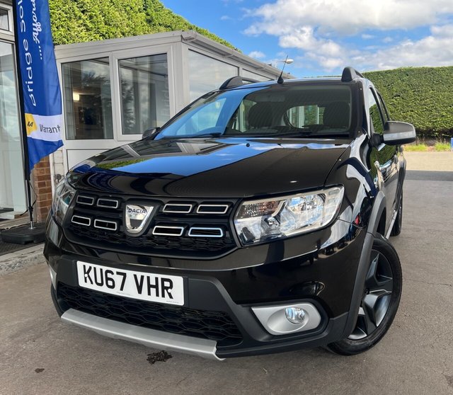 View our DACIA SANDERO STEPWAY