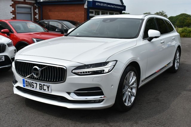 View our VOLVO V90