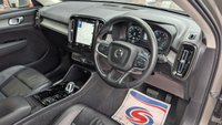 USED 2022 22 VOLVO XC40 1.5 T3 Inscription SUV 5dr Petrol Auto Euro 6 (s/s) (163 ps) *** REVERSE CAMERA - SAT NAV - LEATHER SEATS ***