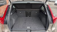 USED 2022 22 VOLVO XC40 1.5 T3 Inscription SUV 5dr Petrol Auto Euro 6 (s/s) (163 ps) *** REVERSE CAMERA - SAT NAV - LEATHER SEATS ***