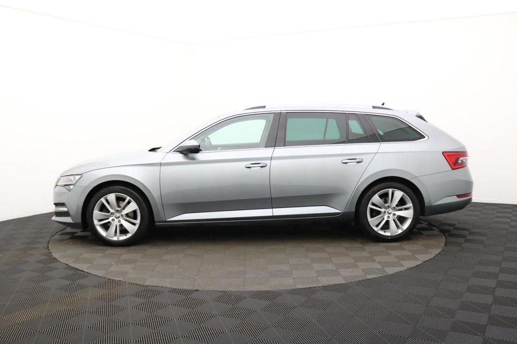 USED 2020 70 SKODA SUPERB 1.4 TSI iV 13kWh SE L Estate 5dr Petrol Plug-in Hybrid DSG Euro 6 (s/s) (218 ps) Car Play, Sat Nav, Keyless