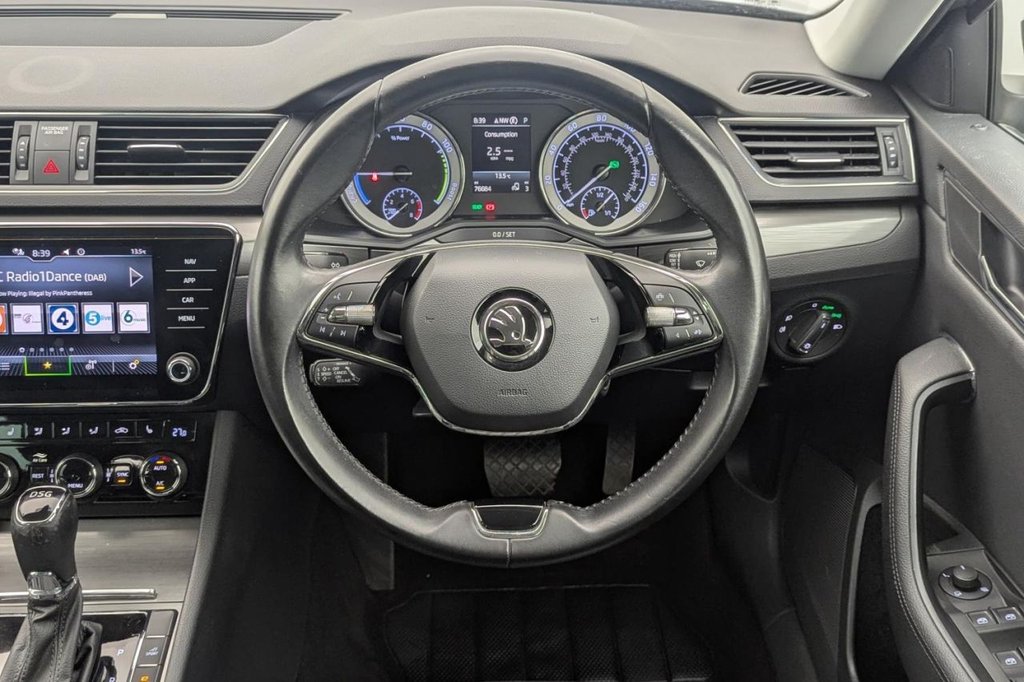 USED 2020 70 SKODA SUPERB 1.4 TSI iV 13kWh SE L Estate 5dr Petrol Plug-in Hybrid DSG Euro 6 (s/s) (218 ps) Car Play, Sat Nav, Keyless