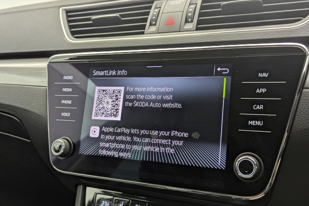 USED 2020 70 SKODA SUPERB 1.4 TSI iV 13kWh SE L Estate 5dr Petrol Plug-in Hybrid DSG Euro 6 (s/s) (218 ps) Car Play, Sat Nav, Keyless