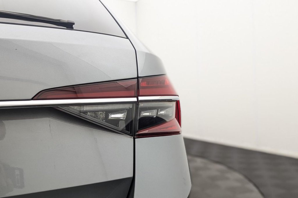 USED 2020 70 SKODA SUPERB 1.4 TSI iV 13kWh SE L Estate 5dr Petrol Plug-in Hybrid DSG Euro 6 (s/s) (218 ps) Car Play, Sat Nav, Keyless