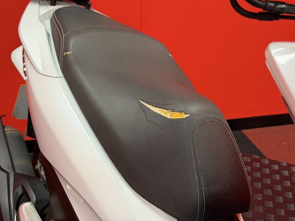USED 2017 17 HONDA PCX125 TRADE BIKES AT TRADE PRICES 