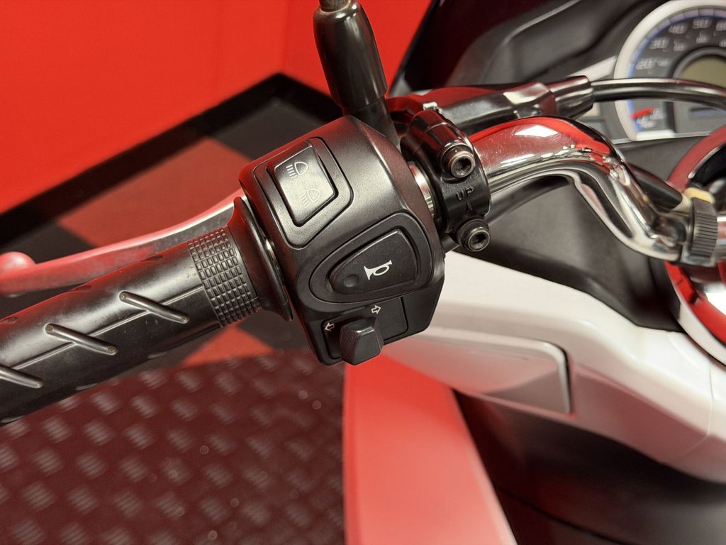 USED 2017 17 HONDA PCX125 TRADE BIKES AT TRADE PRICES 