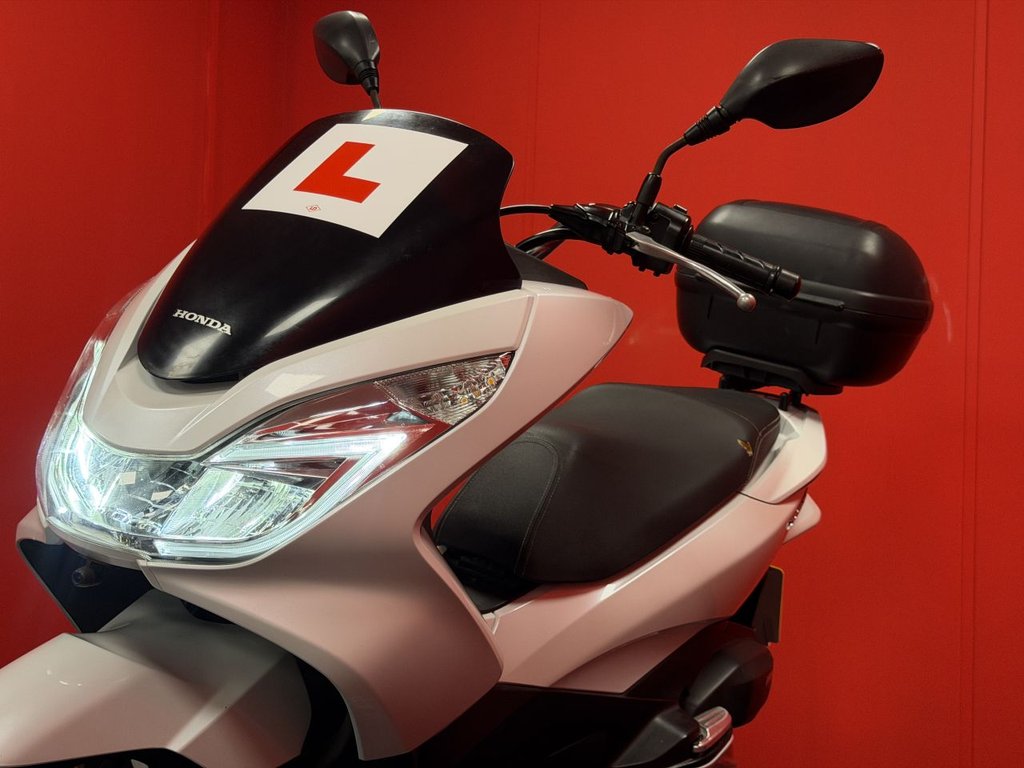 USED 2017 17 HONDA PCX125 TRADE BIKES AT TRADE PRICES 