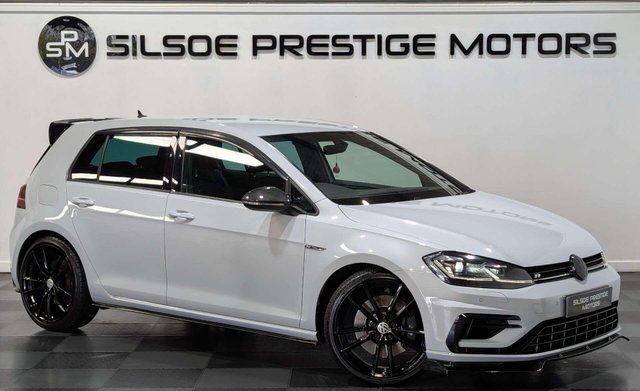 View our VOLKSWAGEN GOLF