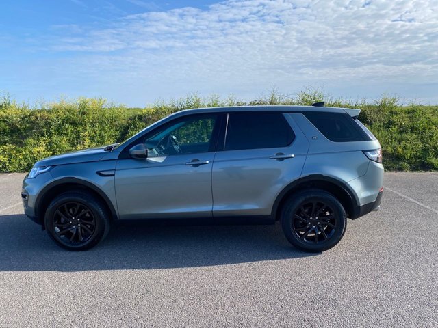 View our LAND ROVER DISCOVERY SPORT