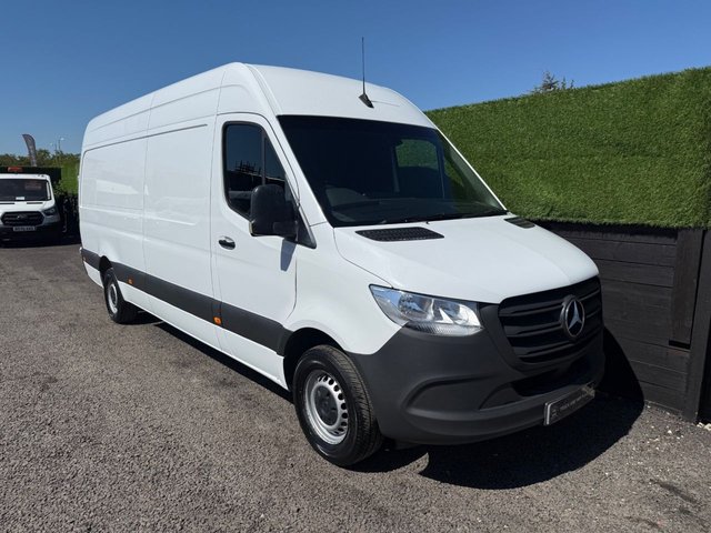 View our MERCEDES-BENZ SPRINTER