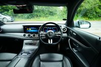 USED 2020 70 MERCEDES-BENZ E-CLASS 2.0 E300de 13.5kWh AMG Line Saloon 4dr Diesel Plug-in Hybrid G-Tronic+ Euro 6 (s/s) (306 ps) HIGH TECH SILVER METALLIC PAINTWORK + VIRTUAL DASH + REAR CAMERA + CARPLAY