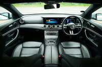 USED 2020 70 MERCEDES-BENZ E-CLASS 2.0 E300de 13.5kWh AMG Line Saloon 4dr Diesel Plug-in Hybrid G-Tronic+ Euro 6 (s/s) (306 ps) HIGH TECH SILVER METALLIC PAINTWORK + VIRTUAL DASH + REAR CAMERA + CARPLAY
