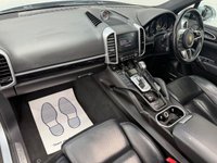 USED 2017 17 PORSCHE CAYENNE 3.0 TD V6 Platinum Edition SUV 5dr Diesel TiptronicS 4WD Euro 6 (s/s) (262 ps) 