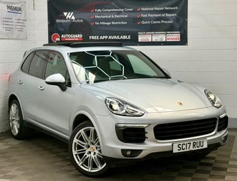 2017 PORSCHE CAYENNE
