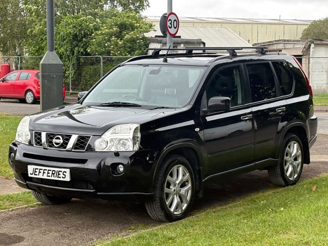 View our NISSAN X-TRAIL