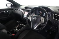 USED 2017 17 NISSAN QASHQAI 1.6 dCi N-Vision SUV 5dr Diesel Manual 2WD Euro 6 (s/s) (130 ps) Panoramic Roof, 360 Camera,