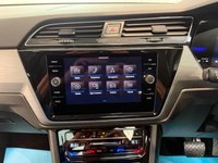 USED 2024 VOLKSWAGEN TOURAN 1.5 TSI EVO Match MPV 5dr Petrol DSG automatic 7 seats 150 bhp 