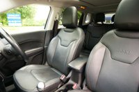 USED 2019 69 JEEP COMPASS 1.4T MultiAirII Limited SUV 5dr Petrol Manual Euro 6 (s/s) (140 ps) MINIMAL GREY METALLIC PAINTWORK + SUNROOF + REAR CAMERA + BEATS AUDIO