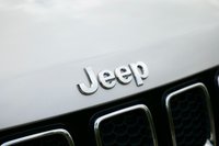 USED 2019 69 JEEP COMPASS 1.4T MultiAirII Limited SUV 5dr Petrol Manual Euro 6 (s/s) (140 ps) MINIMAL GREY METALLIC PAINTWORK + SUNROOF + REAR CAMERA + BEATS AUDIO