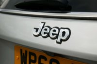 USED 2019 69 JEEP COMPASS 1.4T MultiAirII Limited SUV 5dr Petrol Manual Euro 6 (s/s) (140 ps) MINIMAL GREY METALLIC PAINTWORK + SUNROOF + REAR CAMERA + BEATS AUDIO