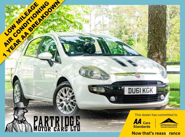 2011 FIAT PUNTO EVO 1.2 MY LIFE HATCHBACK 5DR PETROL EURO 5 S S 69... photo