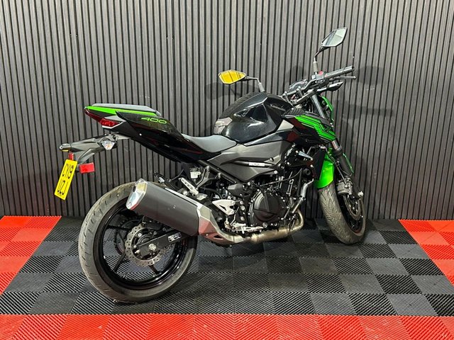 View our KAWASAKI Z400