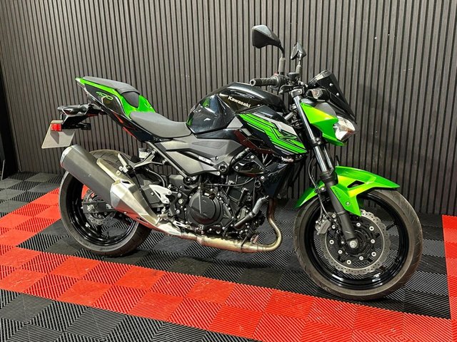 View our KAWASAKI Z400
