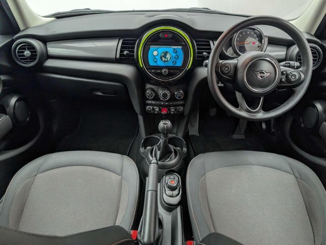 USED 2020 69 MINI HATCH 1.5 Cooper Classic 5dr CLICK+COLLECT / HOME DELIVERY