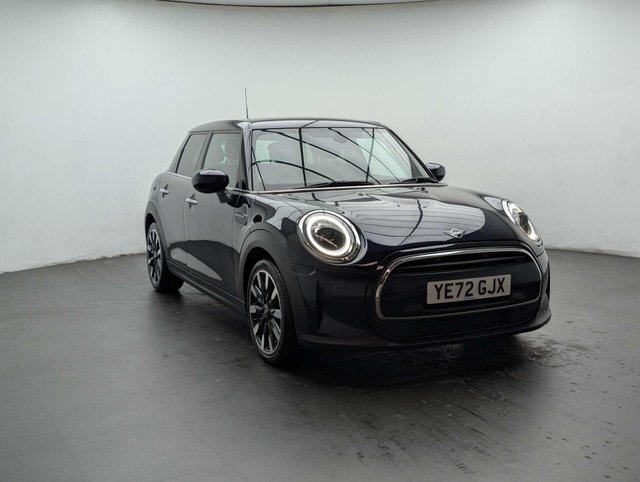 USED 2022 72 MINI HATCH 1.5 Cooper Exclusive Auto 5dr CLICK+COLLECT / HOME DELIVERY