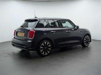 USED 2022 72 MINI HATCH 1.5 Cooper Exclusive Auto 5dr CLICK+COLLECT / HOME DELIVERY