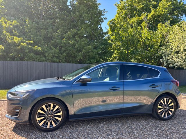 View our FORD FOCUS