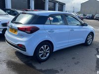USED 2019 69 HYUNDAI I20 1.0 T-GDi SE Hatchback 5dr Petrol DCT Euro 6 (s/s) (100 ps) REAR SENSORS+ DAYTIME RUNNING LIGHTS+ PRIVACY GLASS+ CRUISE CONTROL+ TRACTION CONTROL+ LANE KEEPING ASSIST+ AUTO HEADLIGHTS+ CLIMATE CONTROL+ DA+ USB+ START/STOP+ ISOFIX+
