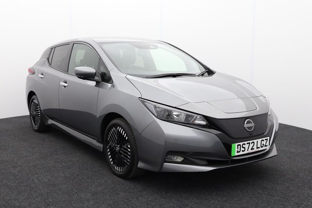 View our NISSAN LEAF