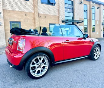 View our MINI CONVERTIBLE