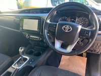 USED 2021 71 TOYOTA HILUX 2.8 D-4D Invincible Pickup Double Cab 4dr Diesel Auto 4WD Euro 6 (s/s) (204 ps) FANTASTIC VALUE-NATIONWIDE DELIVERY